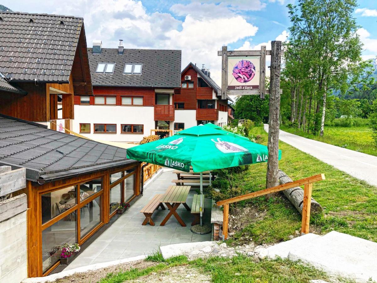 Apartment And Rooms Maraton Kranjska Gora Bagian luar foto