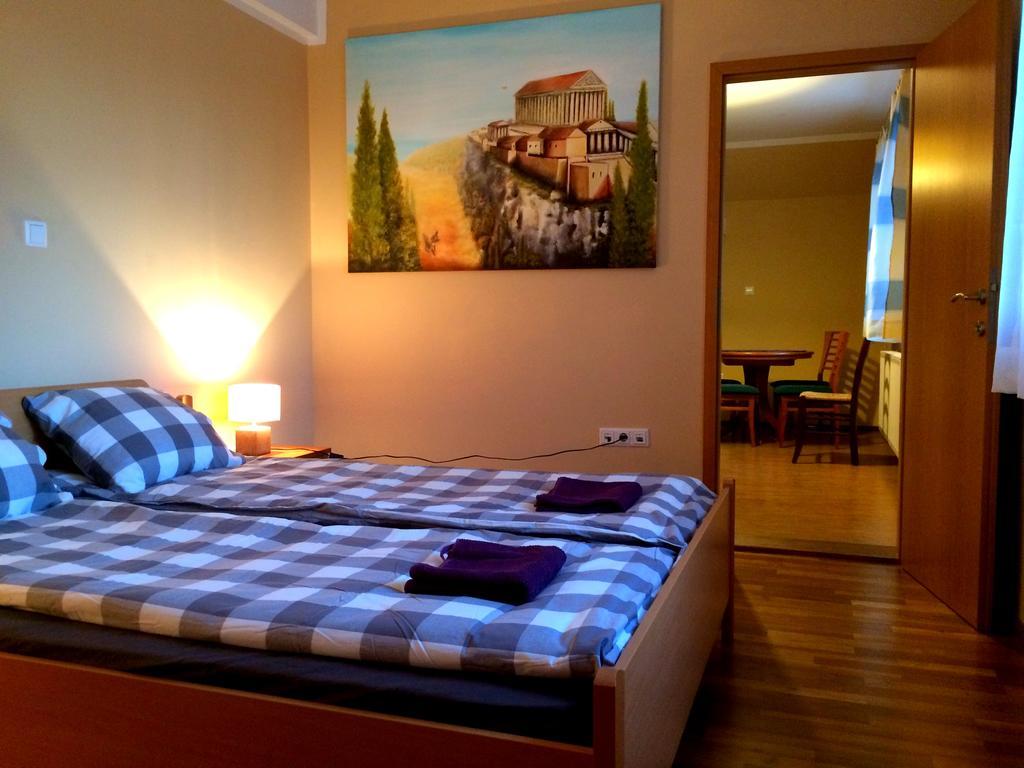 Apartment And Rooms Maraton Kranjska Gora Bagian luar foto